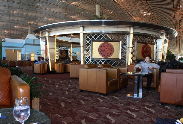 air china first class lounge