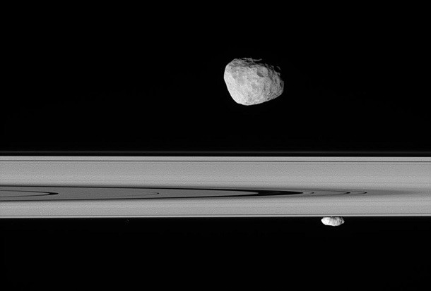 Saturn's_moons_Janus_and_Prometheus_PIA08192_(NASA)