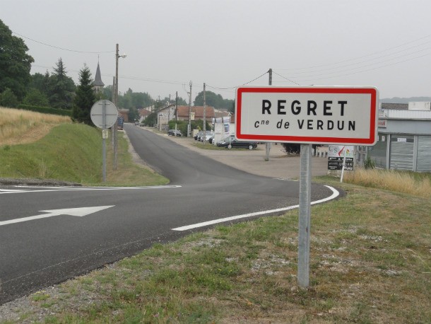 Regret_(Verdun_Meuse)_city_limit_sign