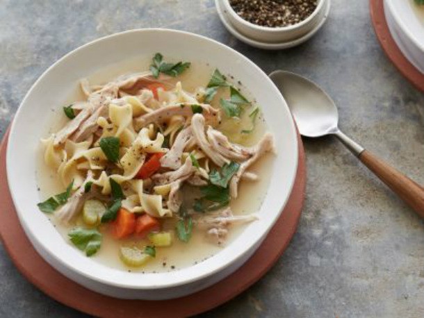 Slow-Cooker-Chicken-Noodle_Soup