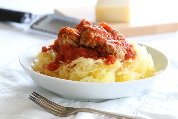 Slow-Cooker-Spaghetti-Squash-and-Meatballs-4