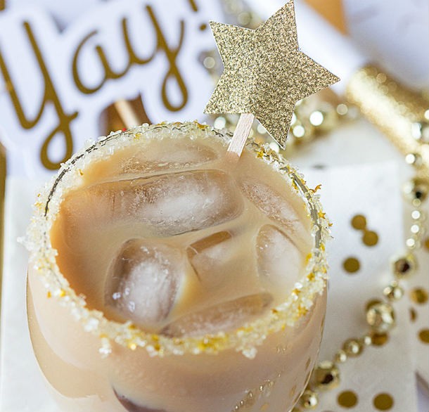 salted-caramel-iced-coffee-cocktail-09