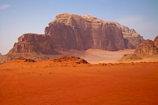 mountain_in_wadi_rum_jordan