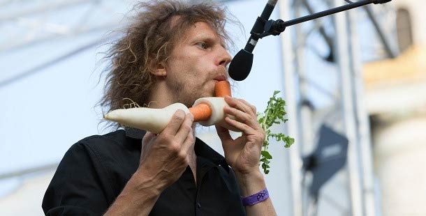 25 Weird Musical Instruments You'll Want to Play