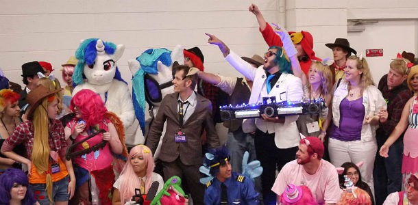 bronycon_summer_2012_cosplay_session