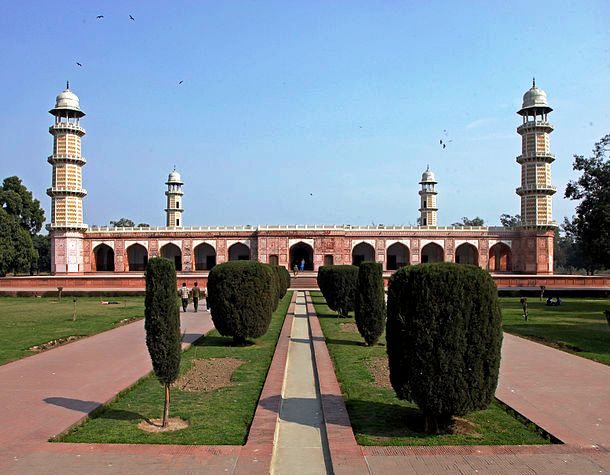 Tomb of Jahangir, Lahore, Pakistan 