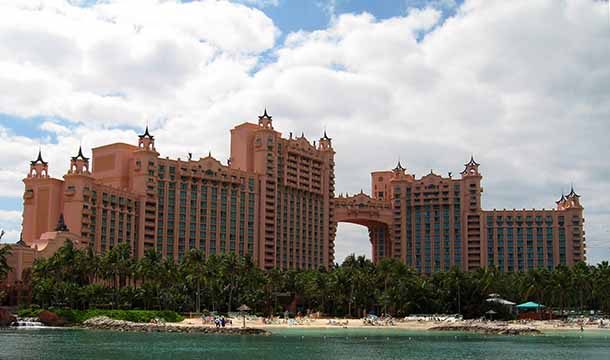 Atlantis_Paradise_Island_Hotel_editA