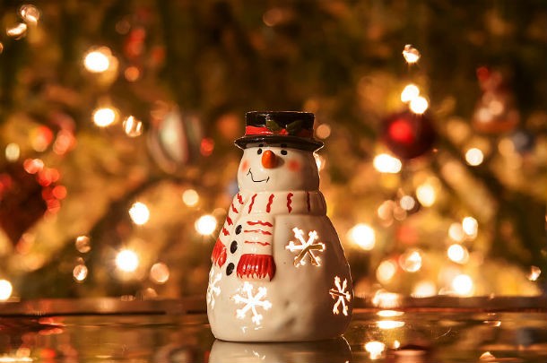 christmas_candle_snowman_with_lights