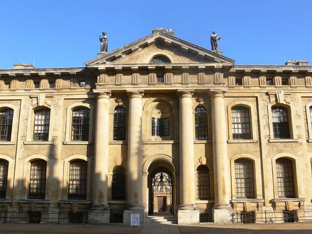 Oxford_-_Bodleian_Library_-_Entrance_building_facade