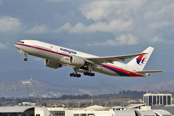 Boeing_777_Malaysia_Airlines_October_2013