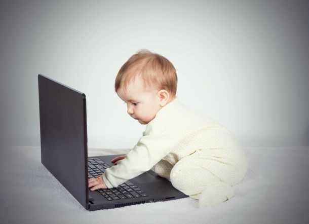 babyplayingwithcomputer