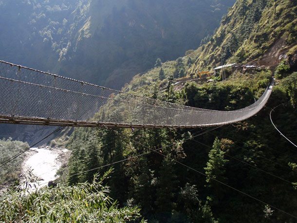 Suspension_Bridge_Over_the_Kali_Gandaki_Valley