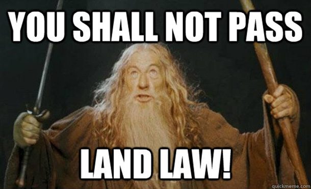 Land-law-meme