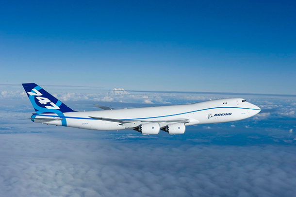 Boeing_747-8