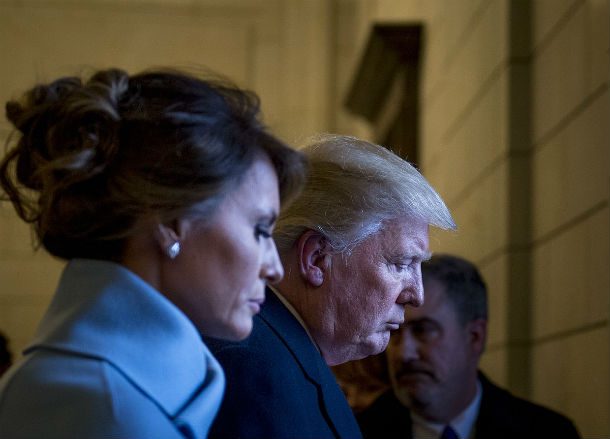 Melania_and_Donald_Trump_head_toward_the_east_front_steps_of_the_Capitol_Jan