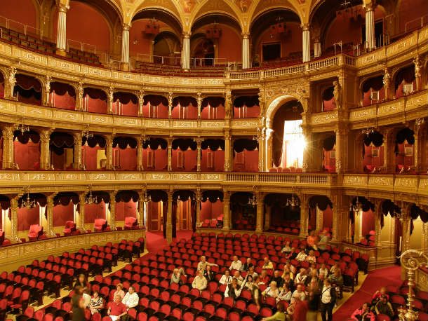 Budapest_Opera_interior
