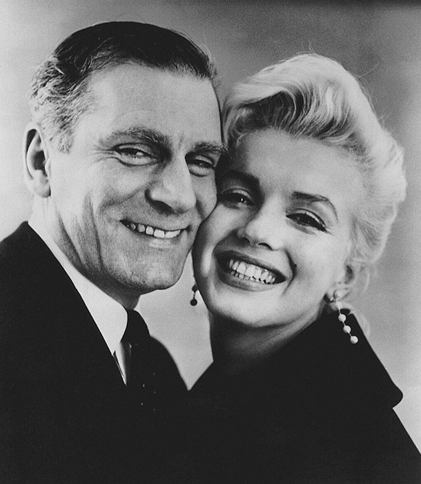 Laurence_Olivier_and_Marilyn_Monroe