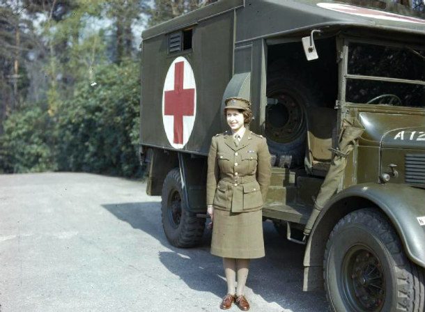 Hrh_Princess_Elizabeth_in_the_Auxiliary_Territorial_Service_April_1945_TR2832