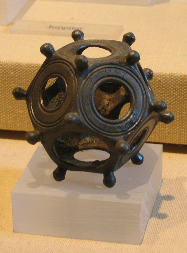 Roman_dodecahedron
