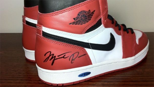 Autographed Nike Air Jordan 1
