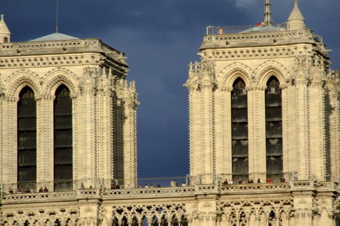 Paris_Notre-Dame_cathedral_west_facade_towers_20080712