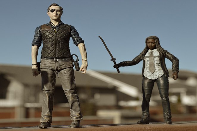 walking_dead_michonne_governor_action_figure_doll_tv_television_apocalypse-1177290.jpg!d