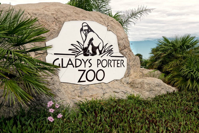 Entrance_of_the_Gladys_Porter_Zoo