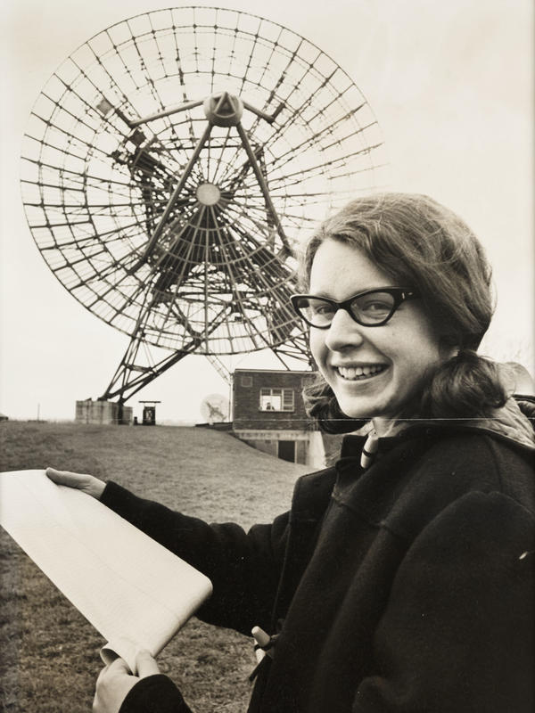 Bell Burnell in 1968 at the Mullard Radio Astronomy Observatory at Cambridge University.