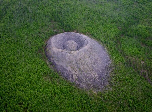 Patom crater