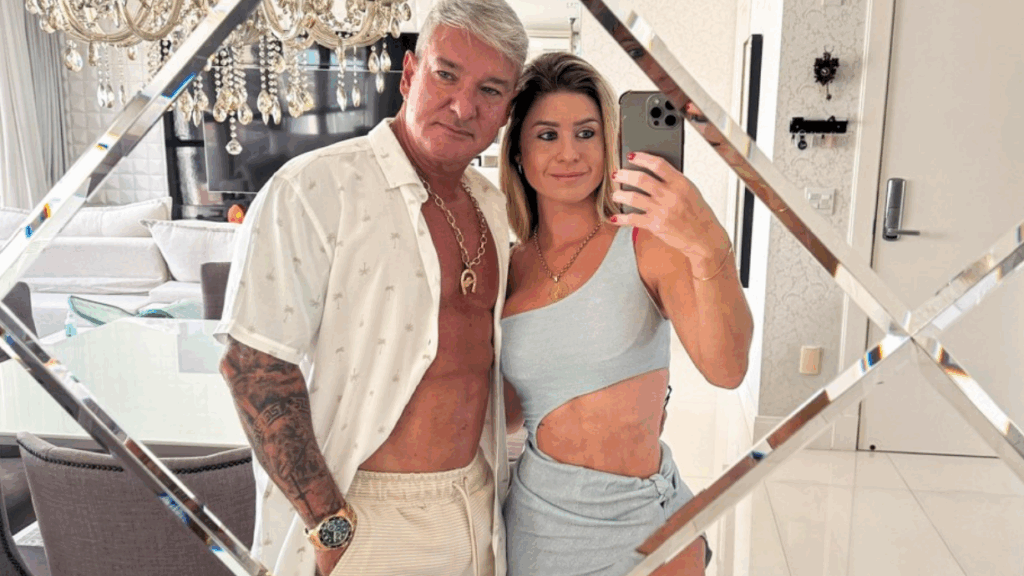 Married OnlyFans Star Reveals Pregnancy With Another Man List25